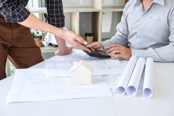 Cómo evitar desviaciones en el presupuesto para construir una casa